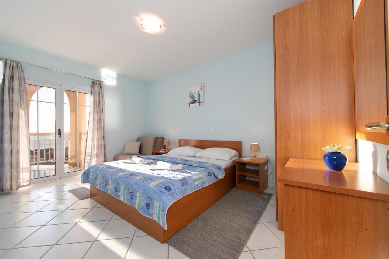 Apartments Simovic Tucepi Exterior photo