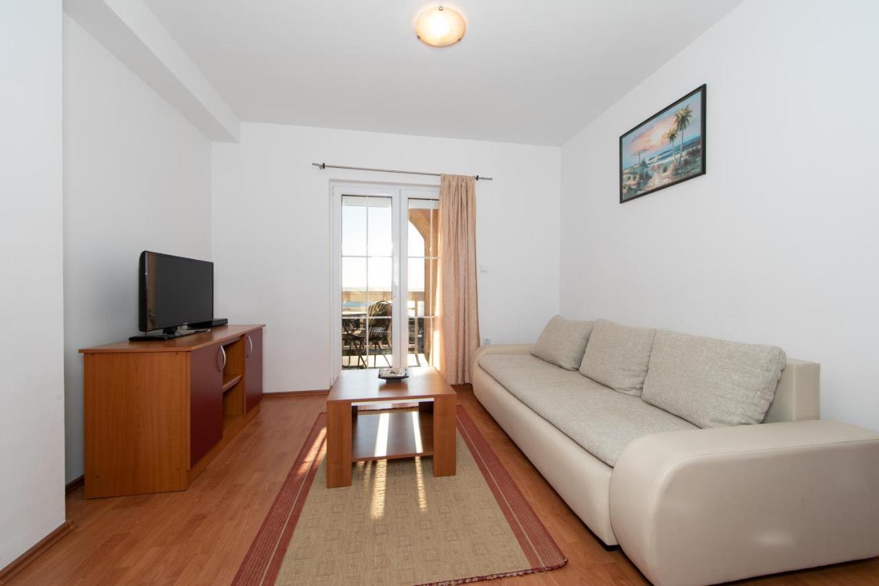 Apartments Simovic Tucepi Exterior photo