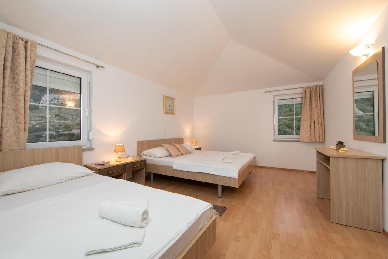 Apartments Simovic Tucepi Exterior photo